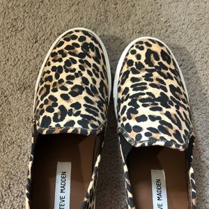Never worn cheetah